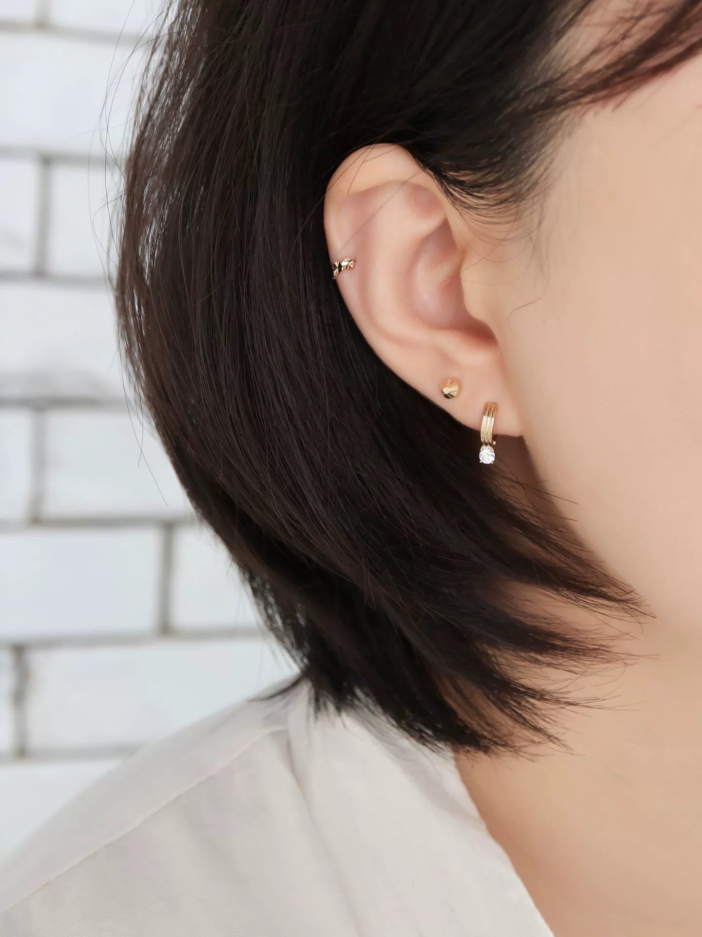 JINJEWELRY 순수 14K 골드 귀걸이, 반짝이는 미니 컴팩트 원형 조각 꽃무리 귀걸이, 귀걸이, 귀걸이